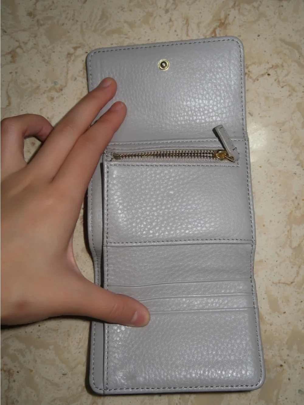Tory Burch Logo Compact Wallet - Light Gray